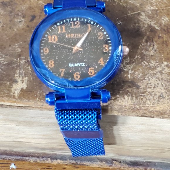 Starry Sky Watch - Blue, Black Sparkle Face, Large Number Time Markers - Picture 8 of 10